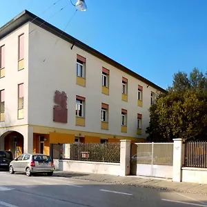 Centro Della Famiglia Estalagem