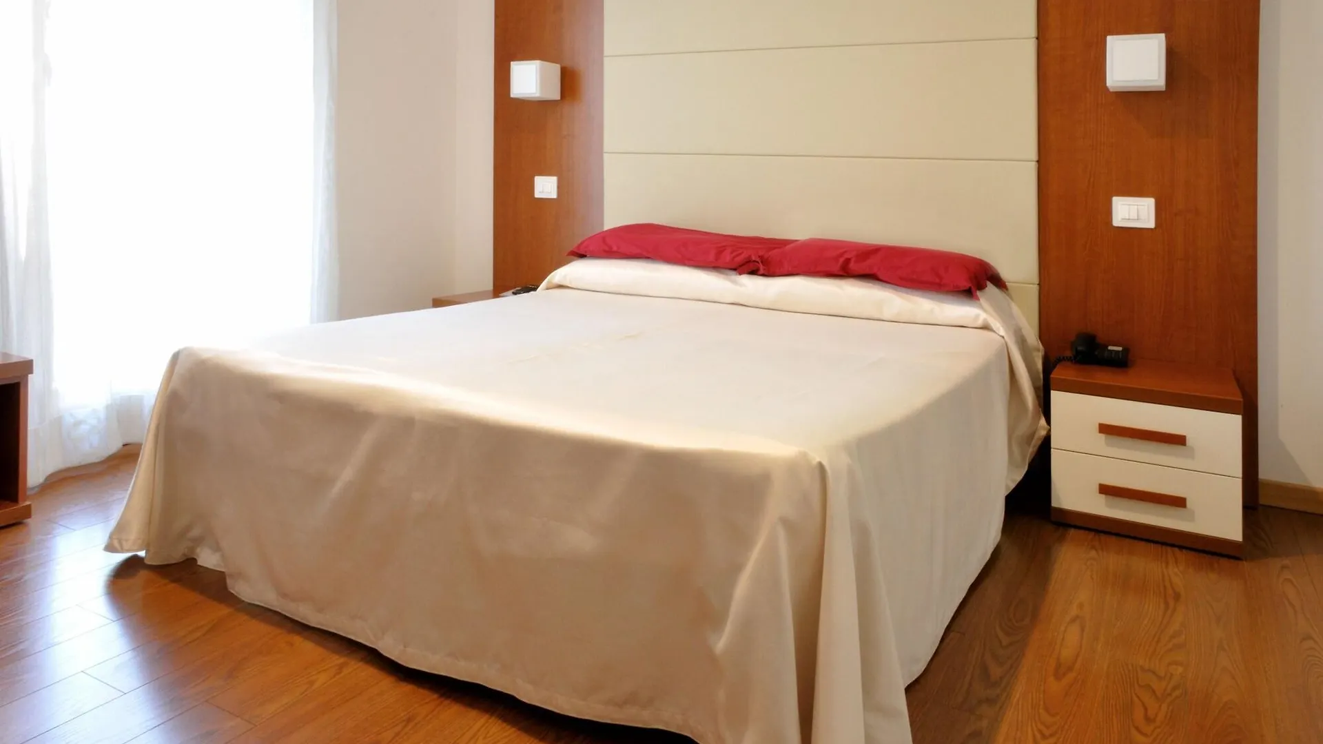 Hotel Mezzaluna Treviso 3*,