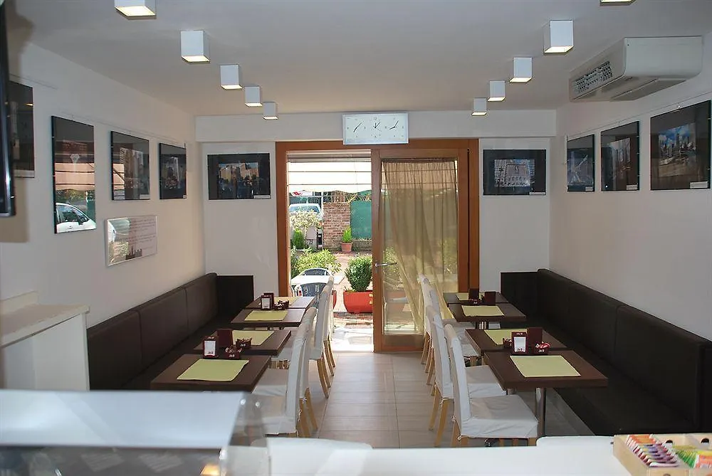 Hotel Mezzaluna Treviso Italia