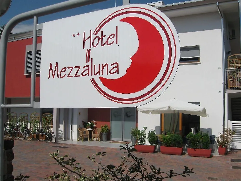 Hotel Mezzaluna Treviso 3*,  Italia